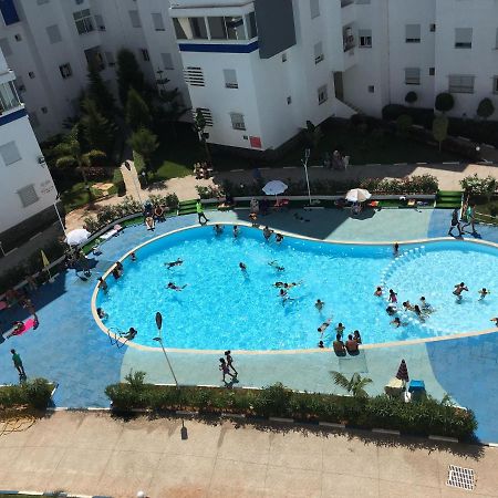 Appart. Luxueux Avec Piscine, Cosy, Bien Situe Bouznika Exteriör bild