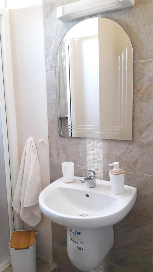 Appart. Luxueux Avec Piscine, Cosy, Bien Situe Bouznika Exteriör bild