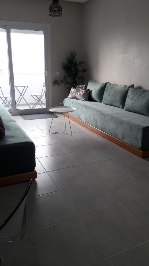 Appart. Luxueux Avec Piscine, Cosy, Bien Situe Bouznika Exteriör bild